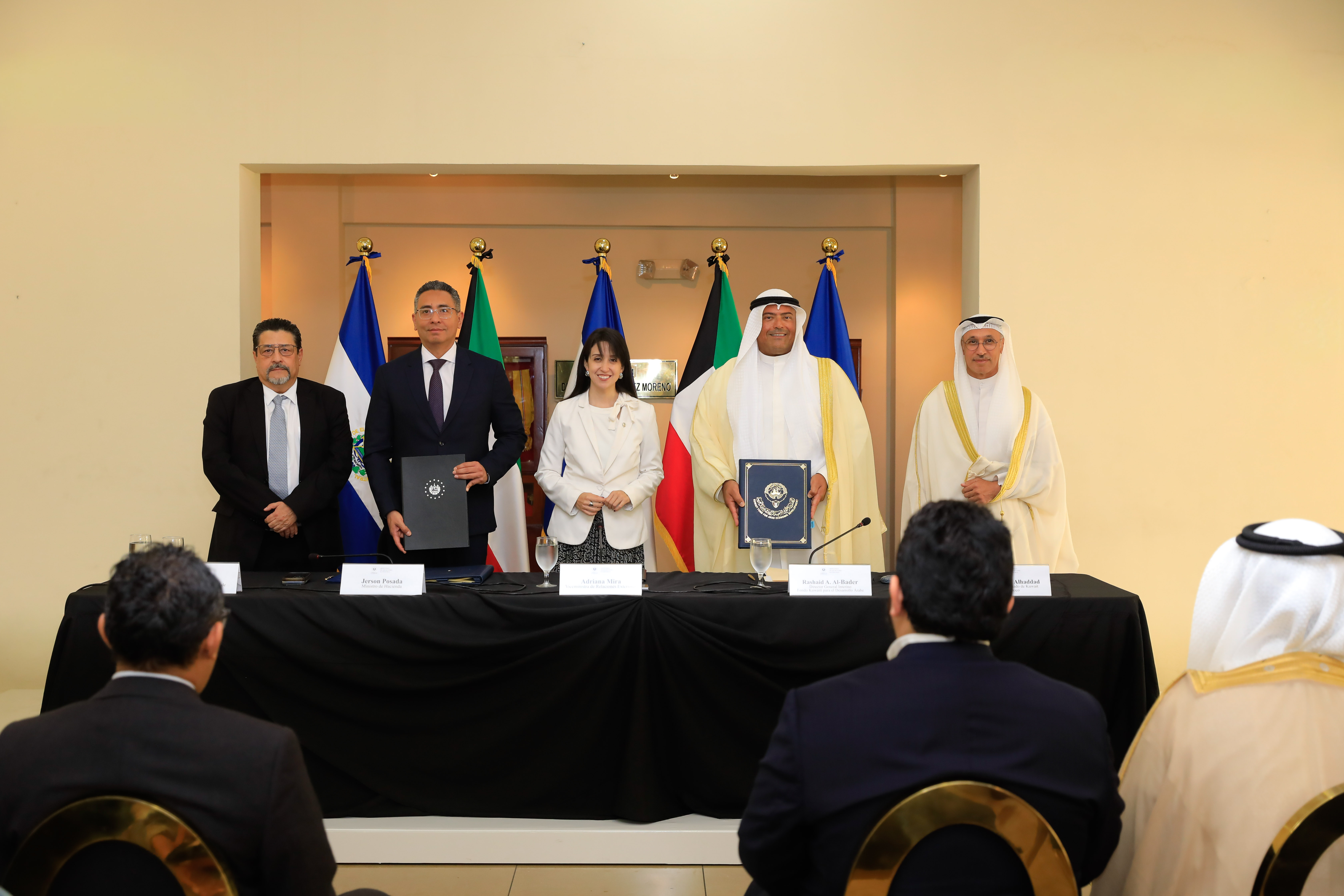 توقيع اتفاقية قرض بمبلغ 3,000,000 دينار كويتي  للإسهام لتمويل مشروع محطة سان ماتِياس للطاقة الشمسية في جمهورية السلفادور