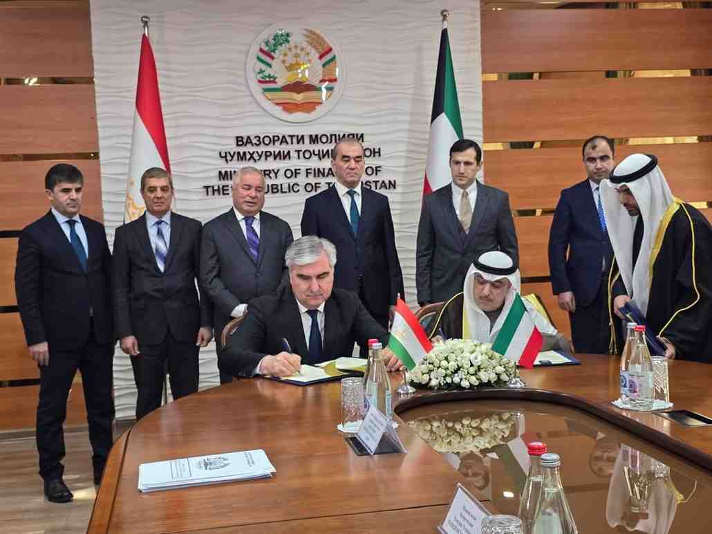 Signing a Loan Agreement of K.D 5,200,000/- for Financing the Rogun Hydropower Plant Project in the Republic of Tajikistan