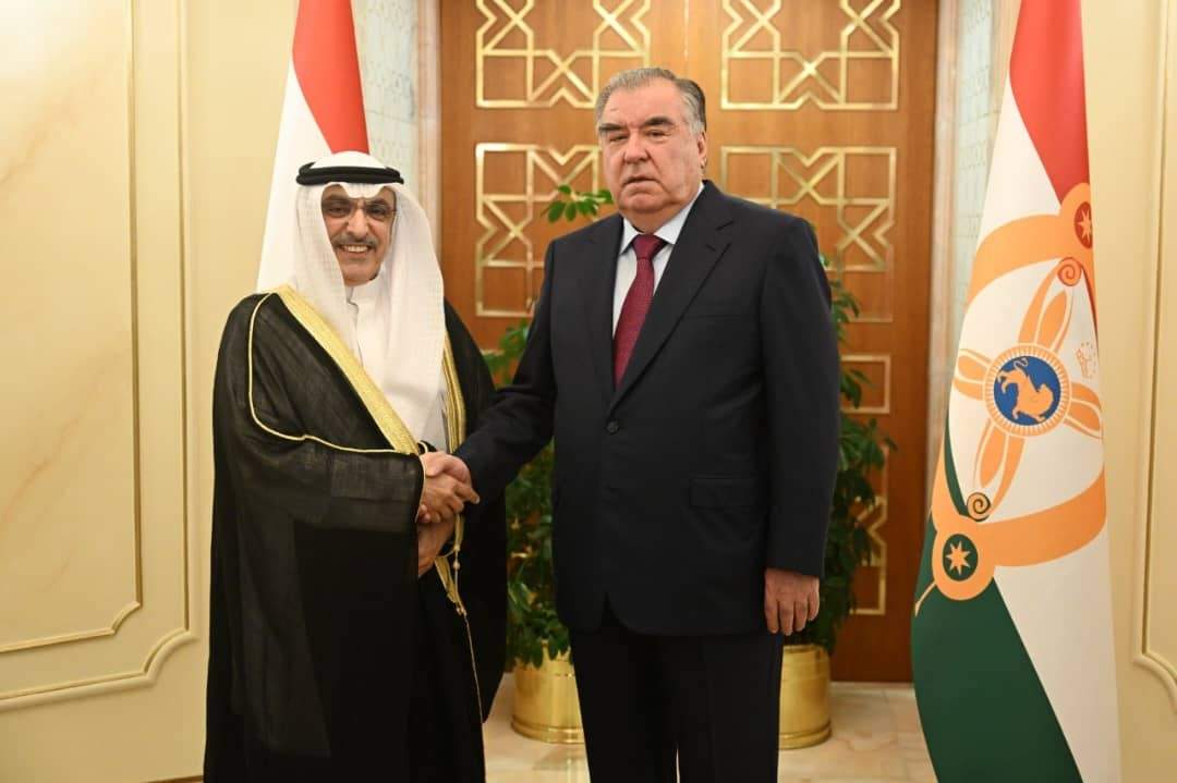 President of Tajikistan Receives Acting Director-General of the Kuwait Fund for Development