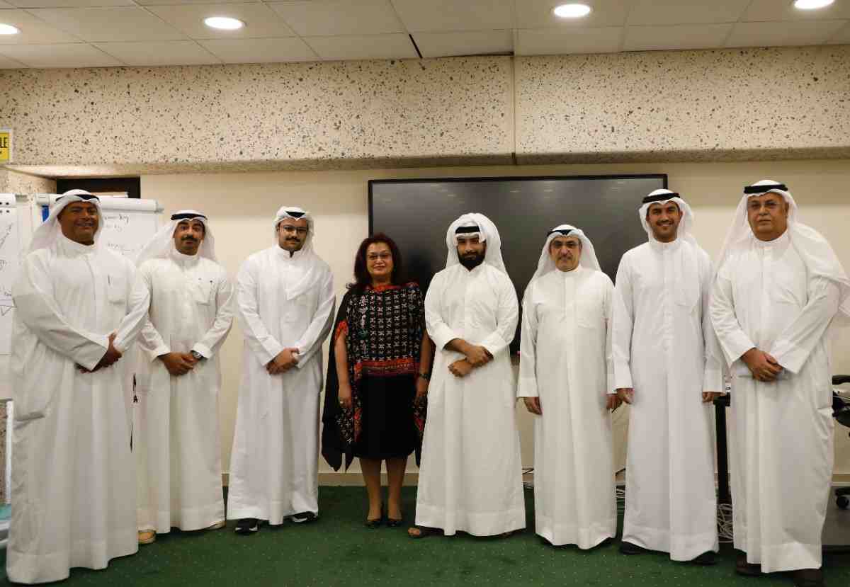 Kuwait Fund honors high-achievers of (G40) engineers’ program
