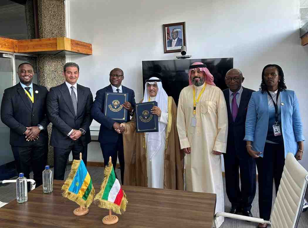 توقيع إتفاقية قرض بمبلغ 6,000,000 دينار كويتي لتمويل  مشروع طريق موهانغا – روبنغيرا (مقطع موهانغا – نيانغي) في جمهورية رواندا