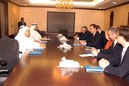 الوقيان يستقبل وفد لاتفيا