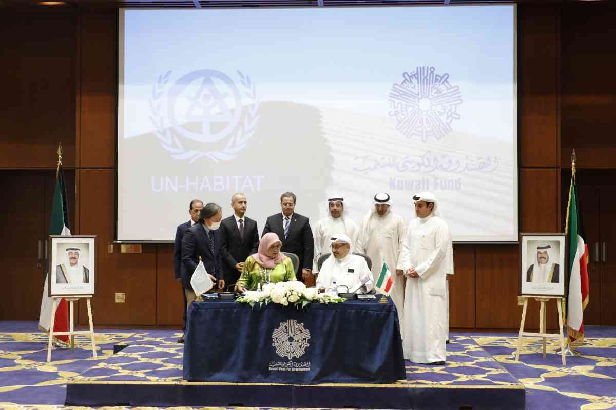 توقيع إتفاقية منحة لتمويل مشروع التكيف والصمود للعواصف الرملية والترابية العابرة للحدود بين جمهورية العراق ودولة الكويت